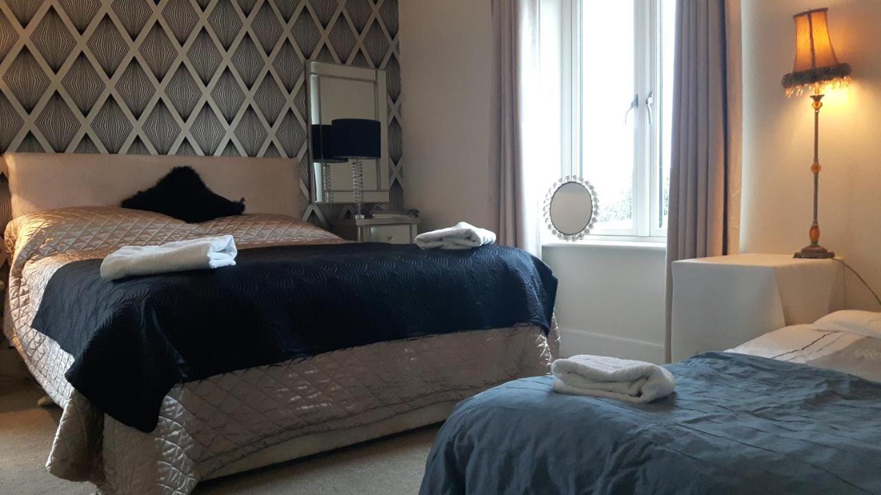 Brona Dempsey Bed & Breakfast Birr Bagian luar foto