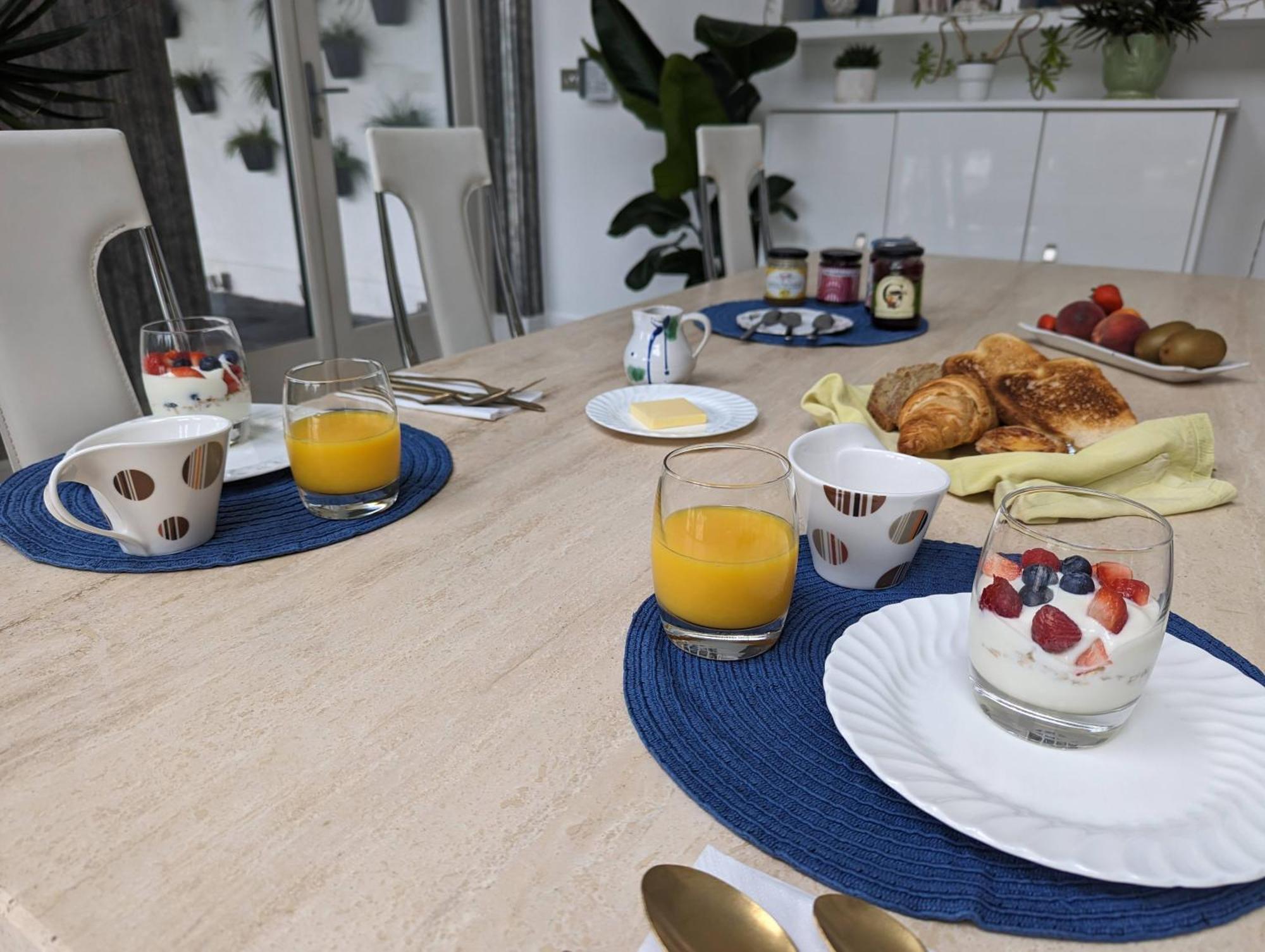 Brona Dempsey Bed & Breakfast Birr Bagian luar foto